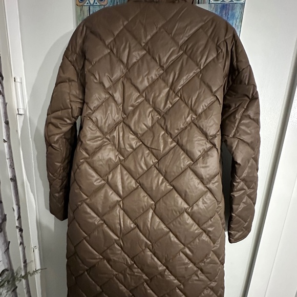 QUILTED LIGHWEIGHT FULL LENGTH COAT - Picture 2 of 5